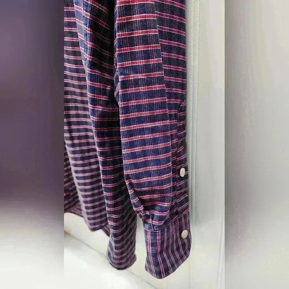 Tommy Hilfiger Plaid Button-Up Shirt XL - Picture 2 of 16